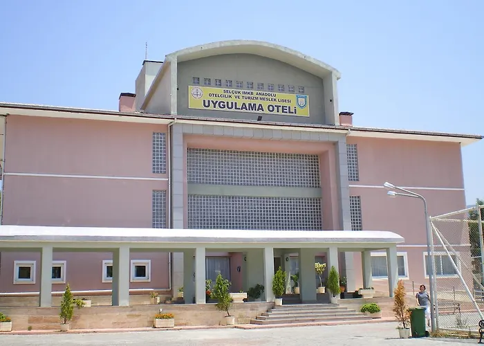 Selcuk Uygulama Oteli̇